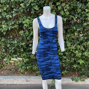 BEBE DRESS SIZE SMALL